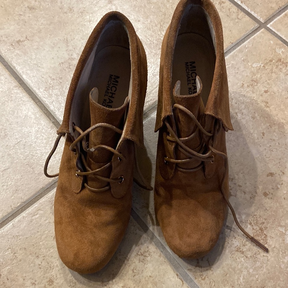 Cognac colored booties